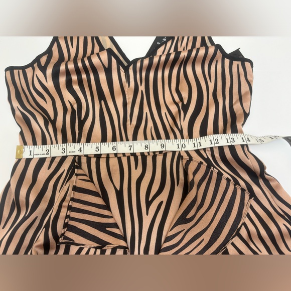 NWT Lulu’s Won’t be Tamed tiger print ruffle satin dress small V-neck midi dress - Picture 10 of 17